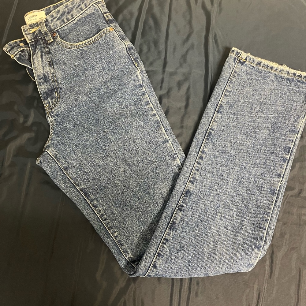 straight leg jean